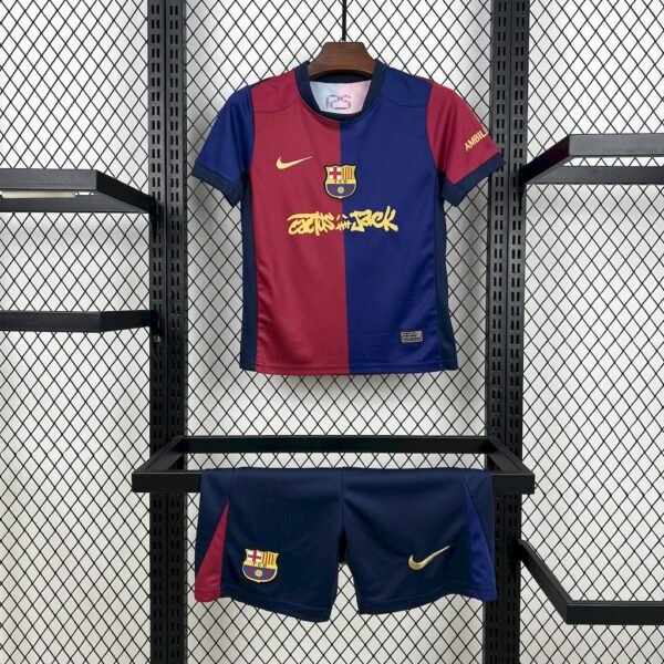 BARCELONA 2024/25 TRAVIS SCOTT