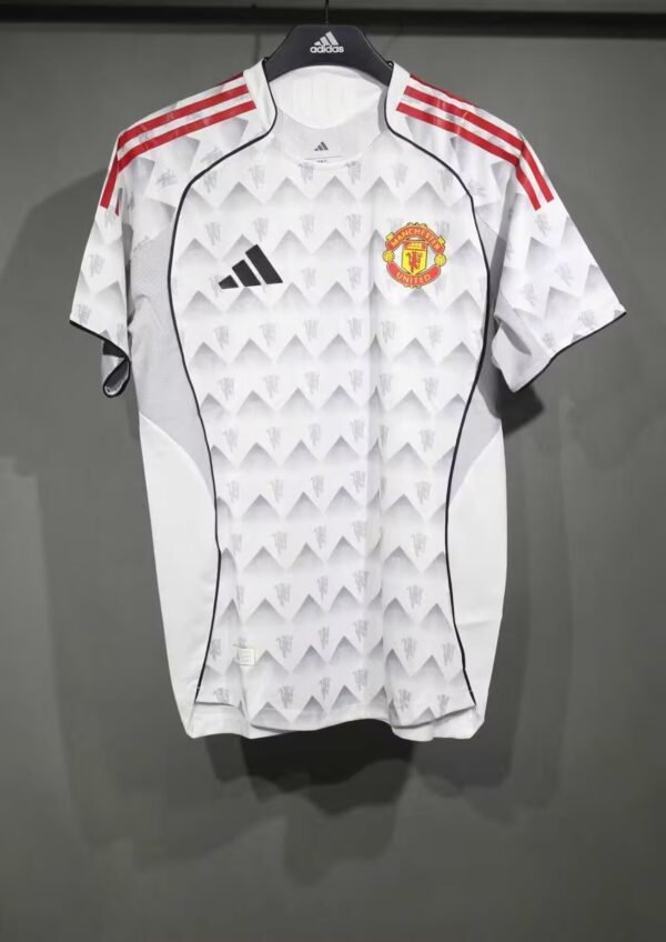 MANCHESTER UNITED 2025/26