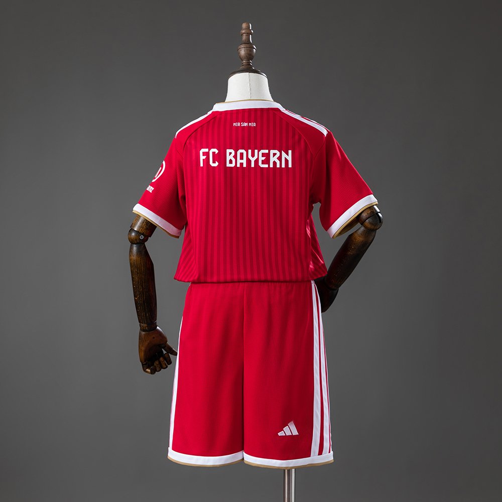 BAYERN DE MUNICH 2026/27 - Imagen 3